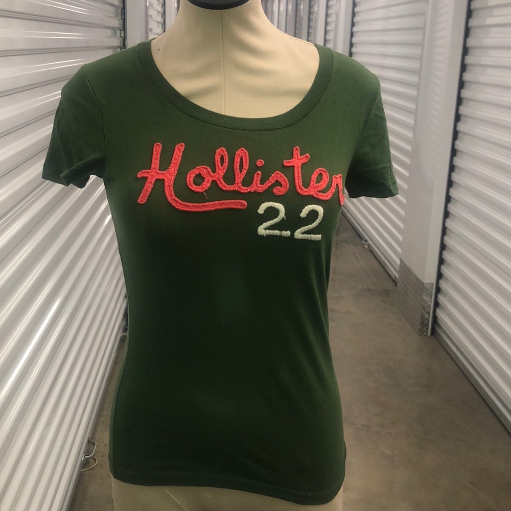 Hollister fitted top